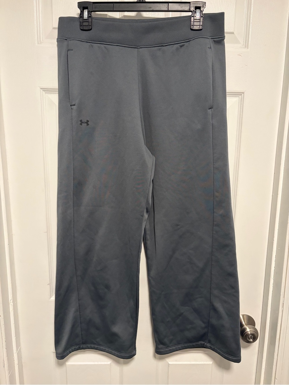 Under Armour Men's Dark Gray Performance sweats loose fit